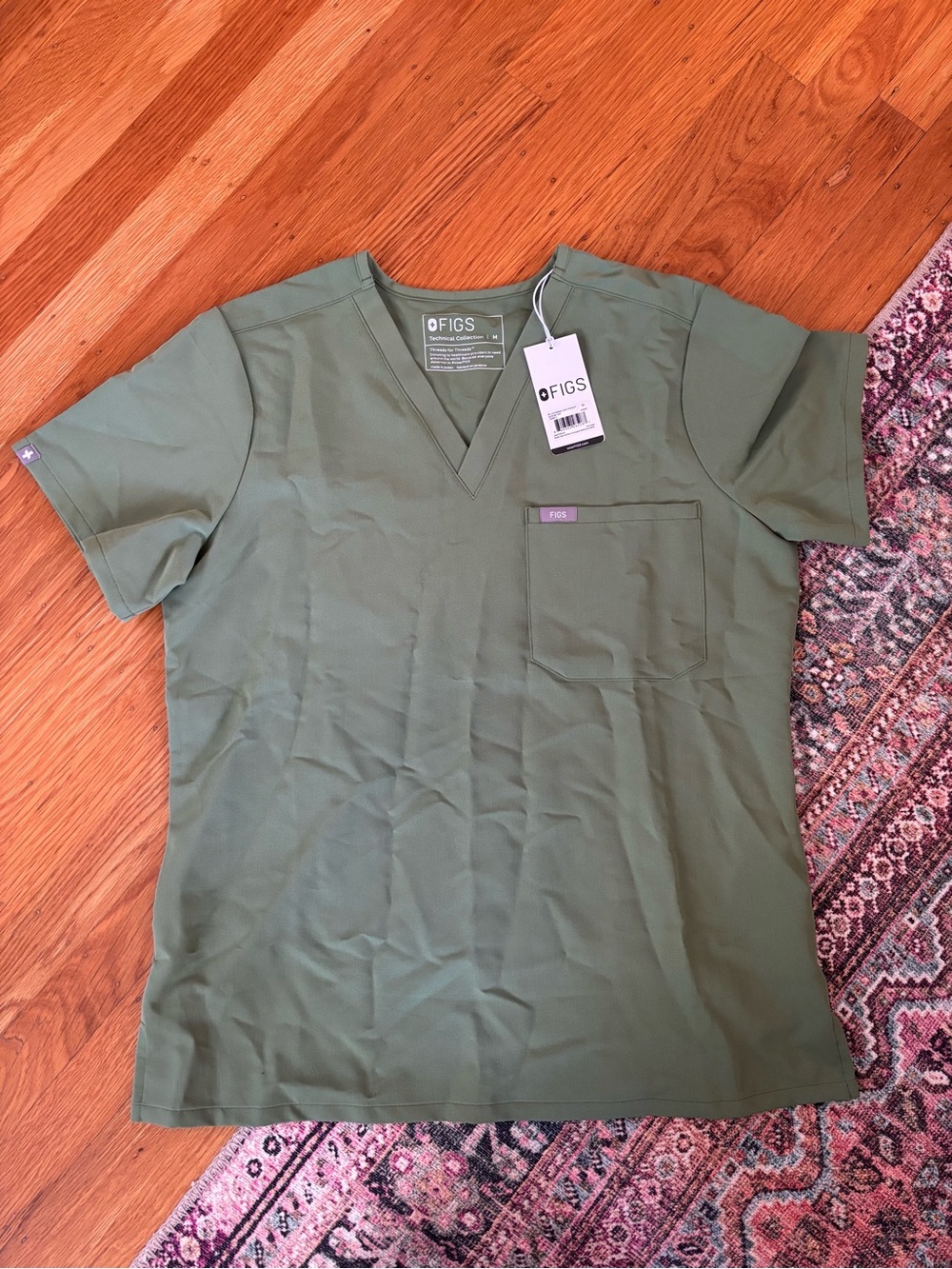 FIGS Catarina One Pocket Scrub Top